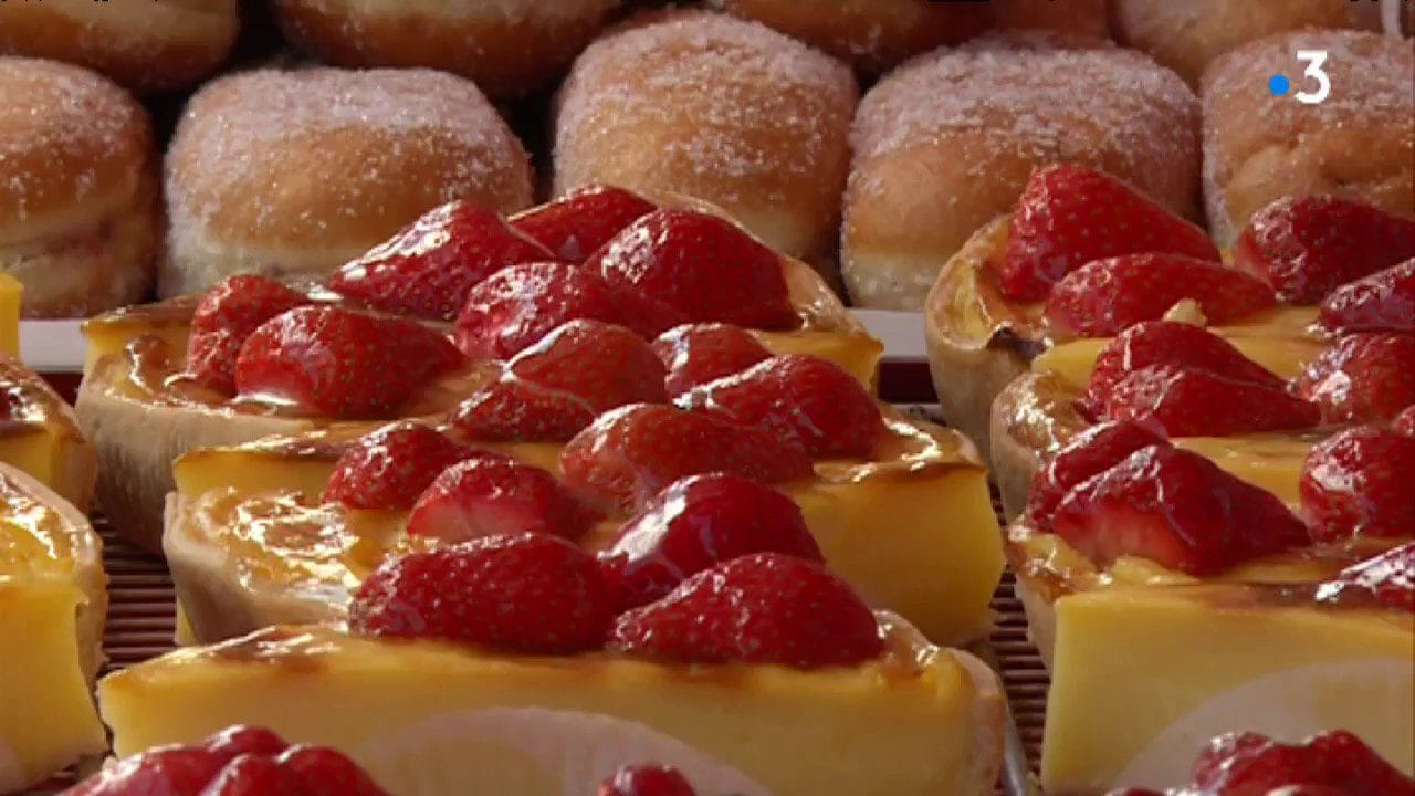 La Fête de la Fraise en Beaulieu-sur-Dordogne: Sabor y Tradición en Corrèze