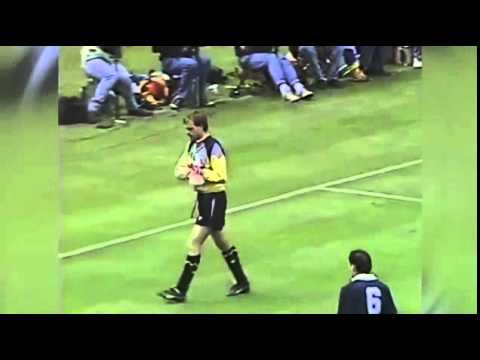 Kenny-Sansom-El-lateral-izquierdo-que-fue-parte-del-Arsenal-de-la-decada-de-1980 - León Digital Kenny Sansom: El lateral izquierdo que fue parte del Arsenal de la década de 1980